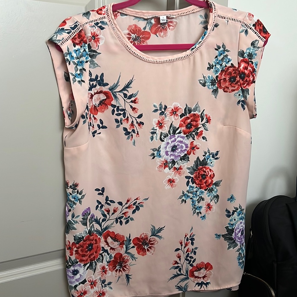 Floral top